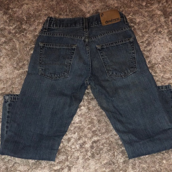 Boy’s distressed jeans. Denizen (Levi’s) - Picture 3 of 3
